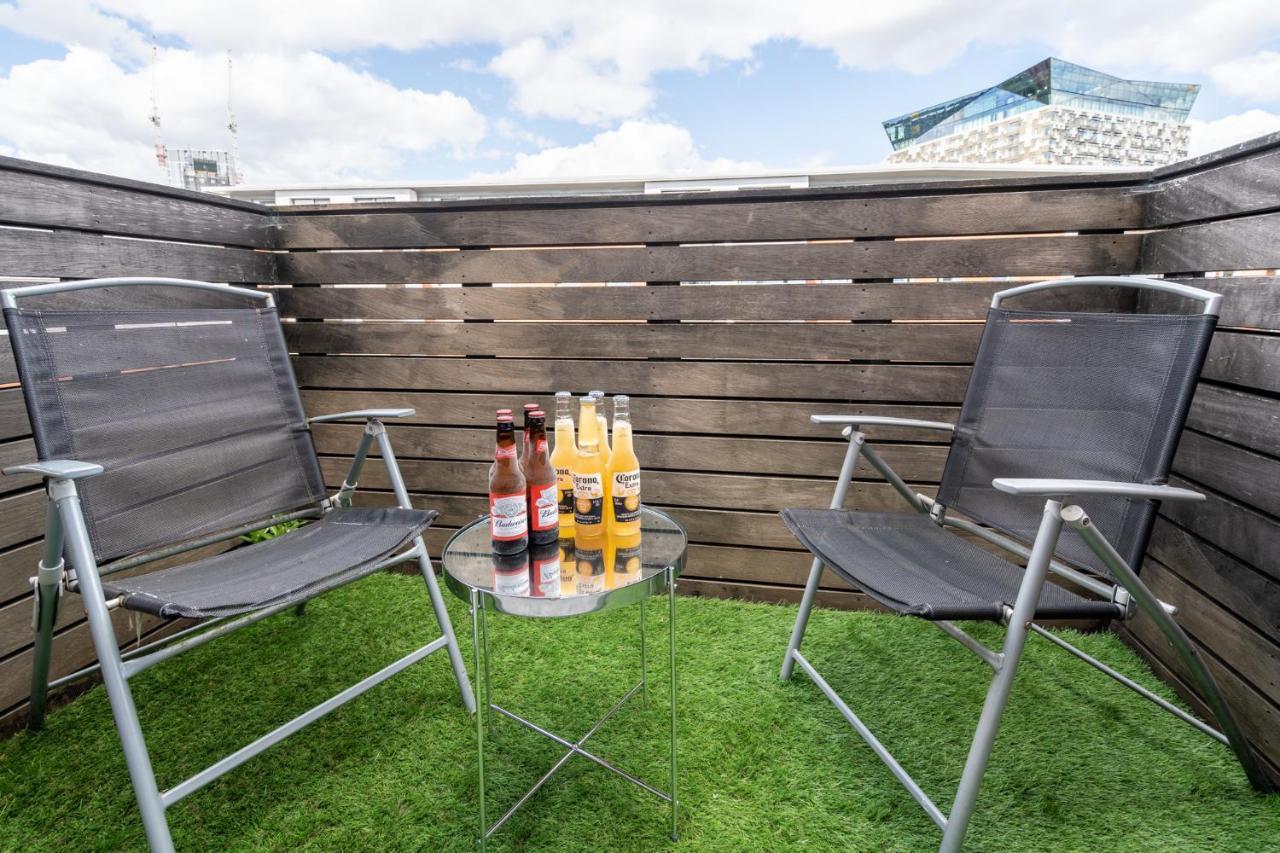 Maevela Apartments - Ultra Lavish Luxury 2 Bed Apartment City Centre - With Balcony - Free Secure Parking - Ps4 & Smart Tv'S Birmingham Exterior foto