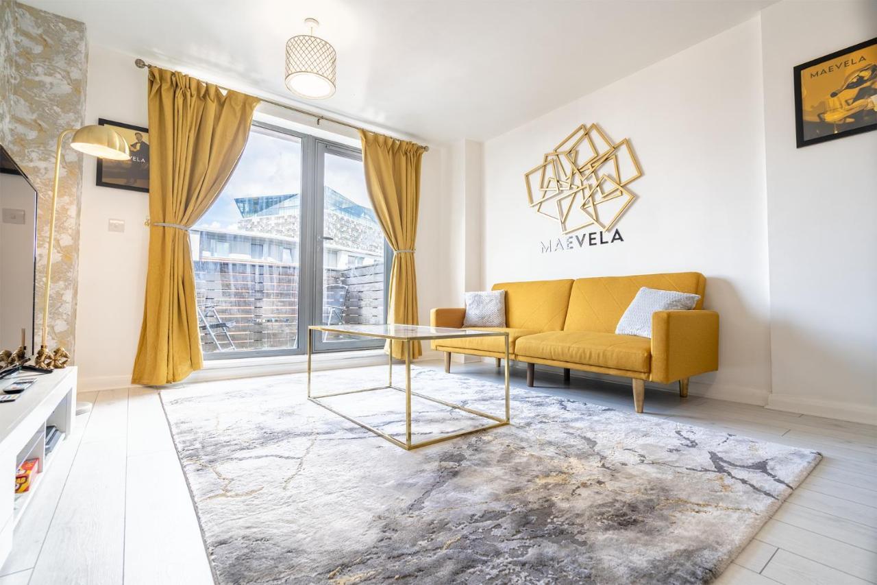 Maevela Apartments - Ultra Lavish Luxury 2 Bed Apartment City Centre - With Balcony - Free Secure Parking - Ps4 & Smart Tv'S Birmingham Exterior foto